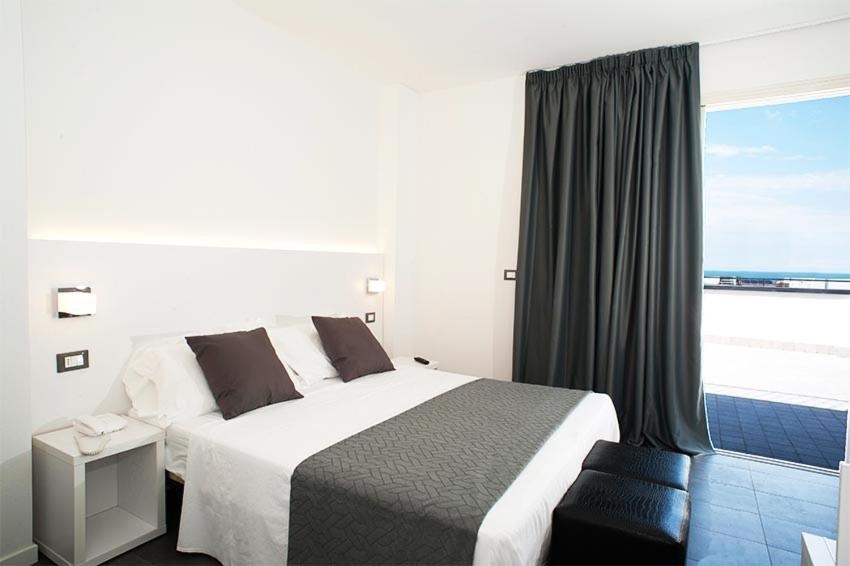 Hotel Niagara Cattolica Eksteriør billede